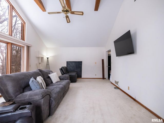 12052 N HICKORY GROVE Road, Dunlap, IL 61525