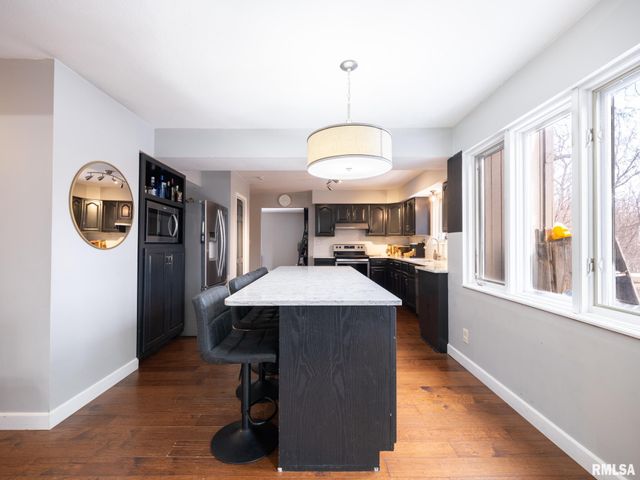 12052 N HICKORY GROVE Road, Dunlap, IL 61525