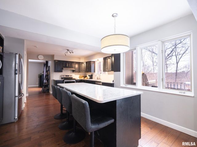 12052 N HICKORY GROVE Road, Dunlap, IL 61525