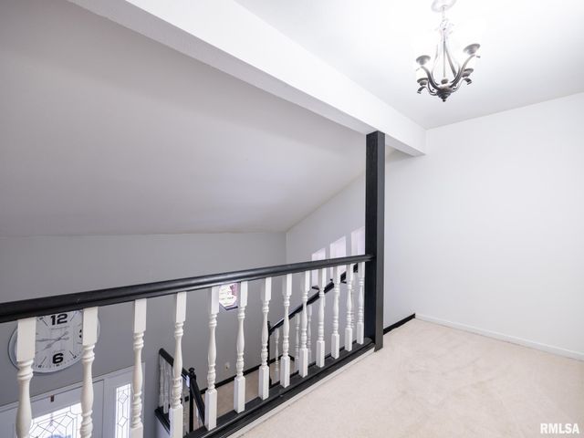 12052 N HICKORY GROVE Road, Dunlap, IL 61525