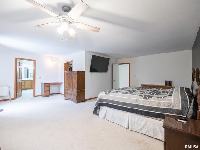 12052 N HICKORY GROVE Road, Dunlap, IL 61525