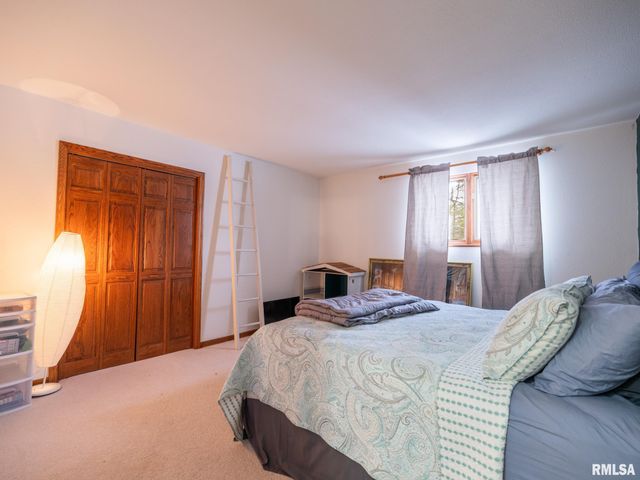 12052 N HICKORY GROVE Road, Dunlap, IL 61525