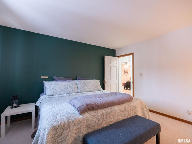 12052 N HICKORY GROVE Road, Dunlap, IL 61525