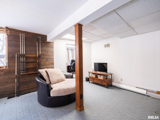 12052 N HICKORY GROVE Road, Dunlap, IL 61525