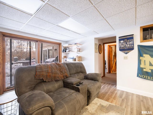 12052 N HICKORY GROVE Road, Dunlap, IL 61525