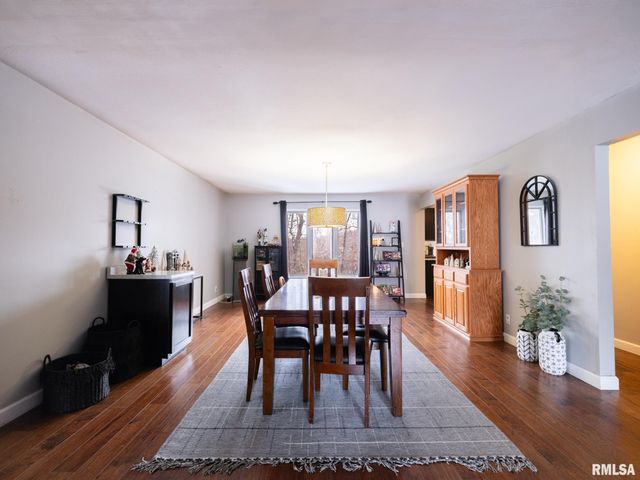 12052 N HICKORY GROVE Road, Dunlap, IL 61525