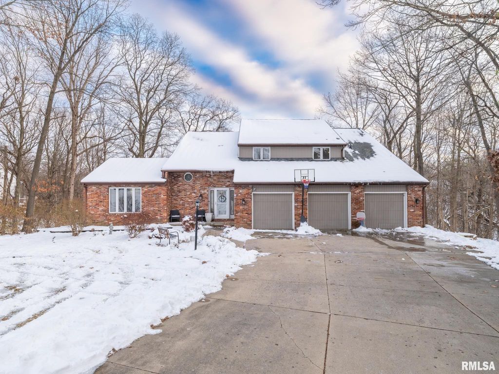 12052 N HICKORY GROVE Road, Dunlap, IL 61525