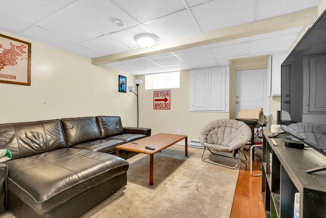 194 West 5th Street, Boston, MA 02127