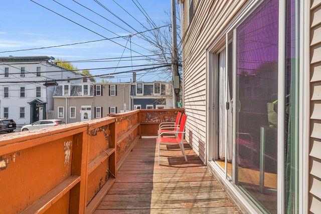 194 West 5th Street, Boston, MA 02127