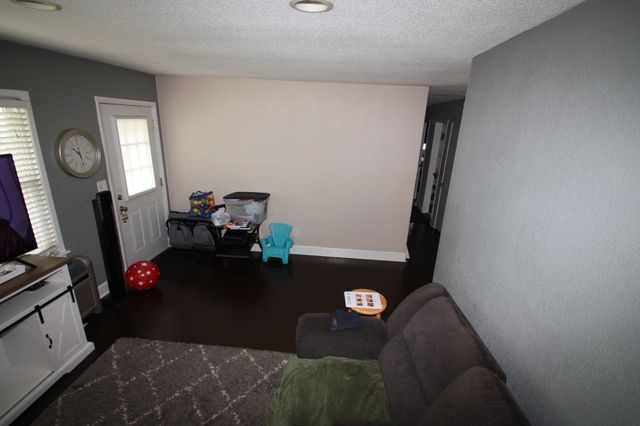 2607 Crestview Drive, Bettendorf, IA 52722