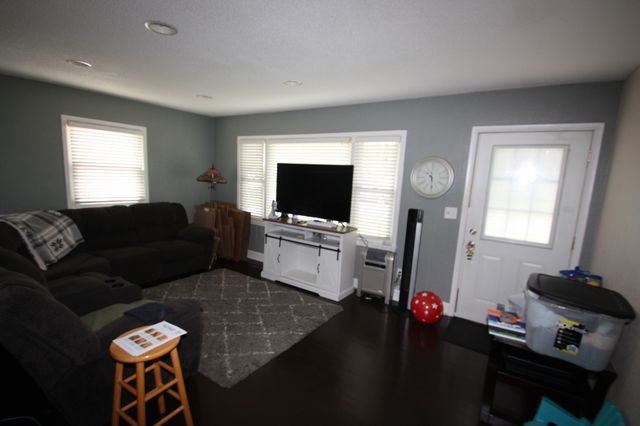 2607 Crestview Drive, Bettendorf, IA 52722
