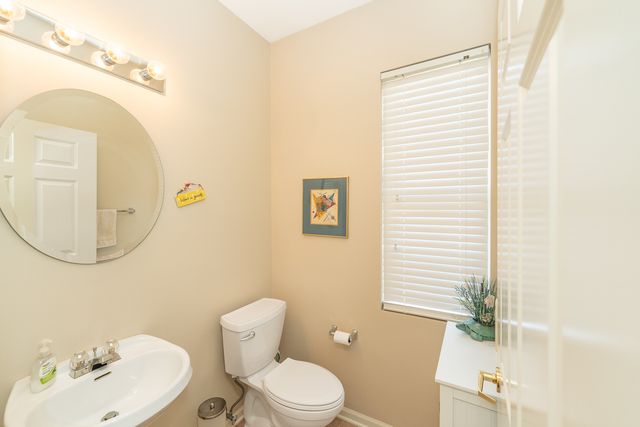 12126 White Tail Lane, Huntley, IL 60142