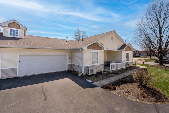 12126 White Tail Lane, Huntley, IL 60142