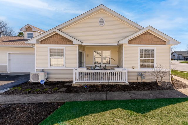 12126 White Tail Lane, Huntley, IL 60142