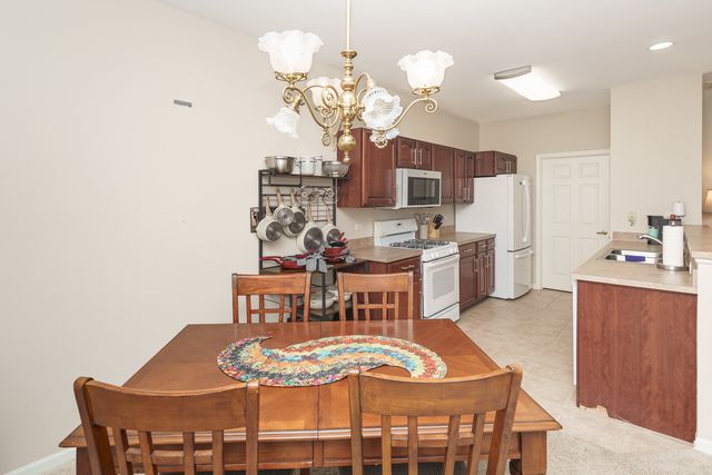 12126 White Tail Lane, Huntley, IL 60142