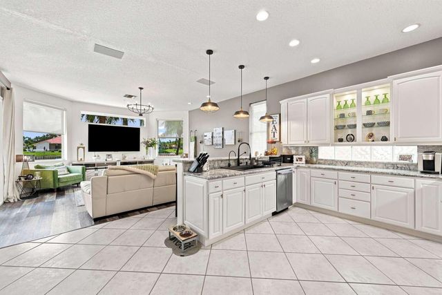 5151 NW 109TH Terrace, Coral Springs, FL 33076