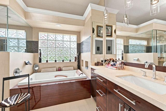 5151 NW 109TH Terrace, Coral Springs, FL 33076