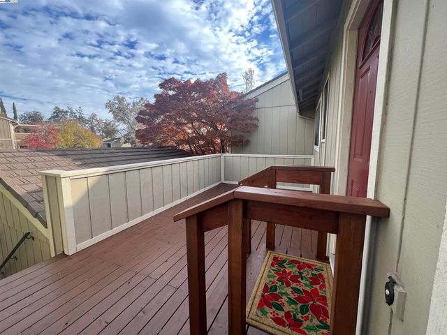 405 Thistle Cir, Martinez, CA 94553