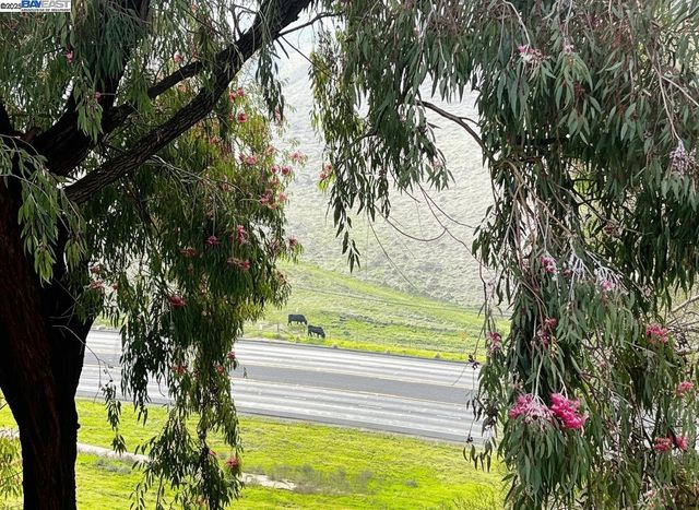 405 Thistle Cir, Martinez, CA 94553