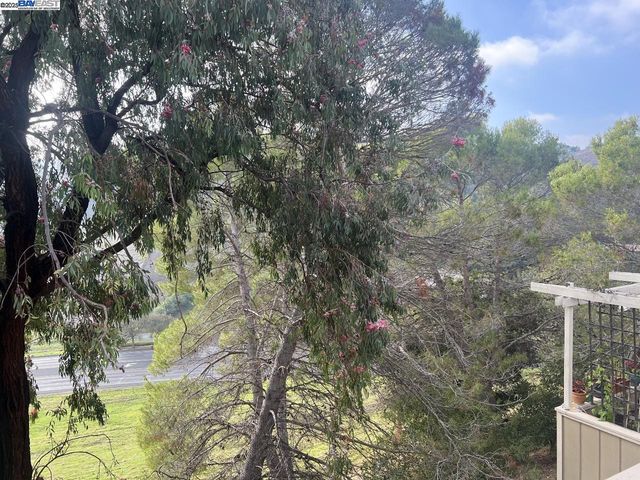 405 Thistle Cir, Martinez, CA 94553