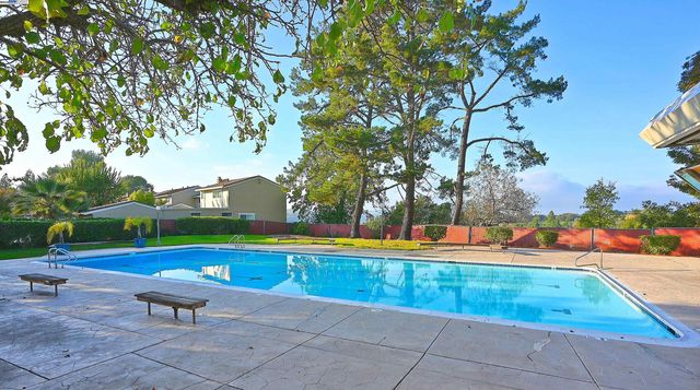 405 Thistle Cir, Martinez, CA 94553