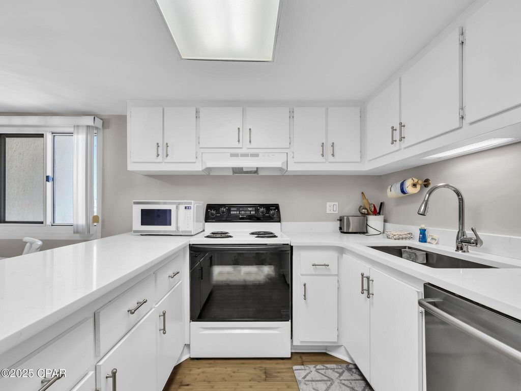 Image 8 of property listing at 23223 Front Beach Road 305, Panama City Beach, FL 32413