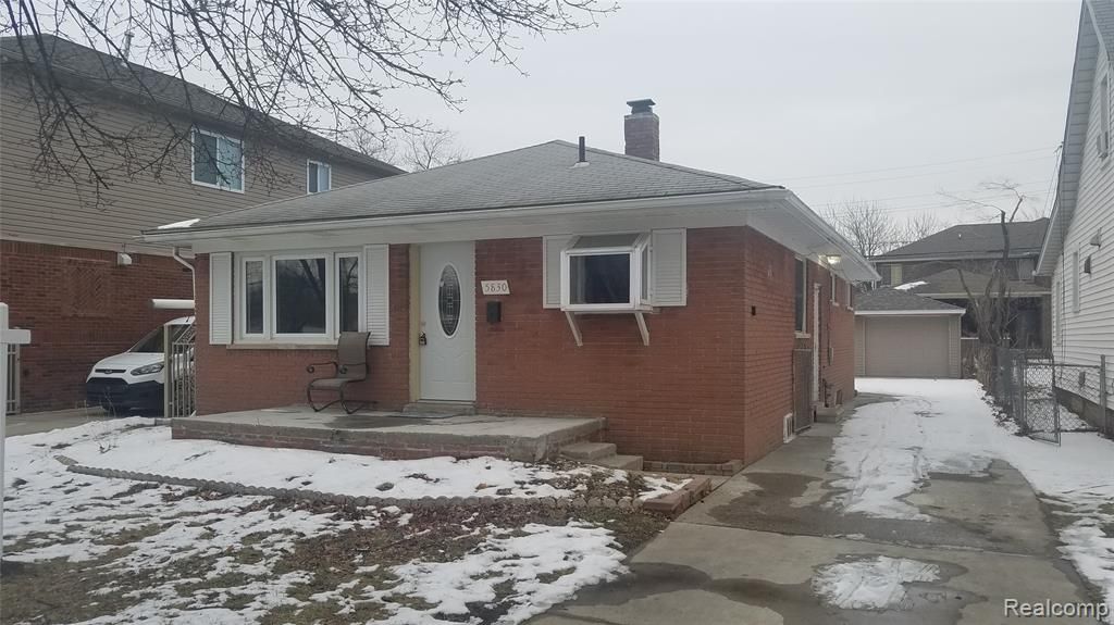 5830 Whitefield Street, Dearborn Heights, MI 48127