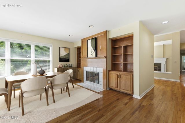 703 Maple Lane, Niskayuna, NY 12309
