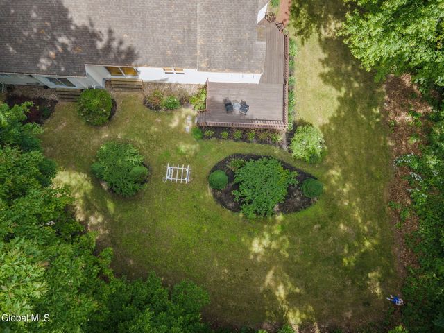 703 Maple Lane, Niskayuna, NY 12309