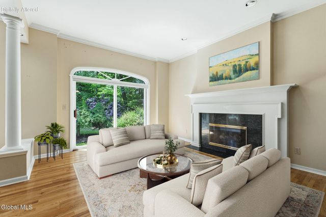 703 Maple Lane, Niskayuna, NY 12309