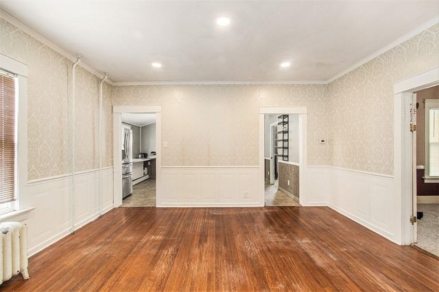 21 W Shepard Street, Hartford, MI 49057