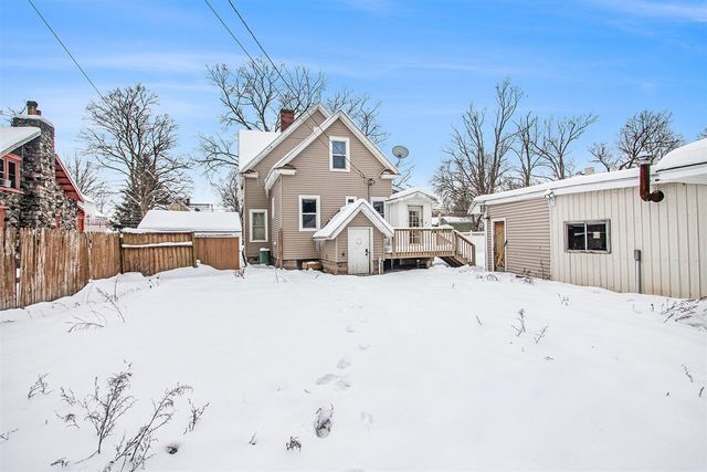 21 W Shepard Street, Hartford, MI 49057