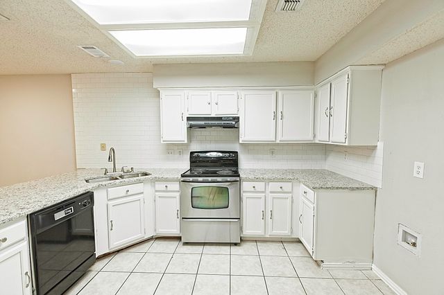 1321 Overlook Drive, Lewisville, TX 75067