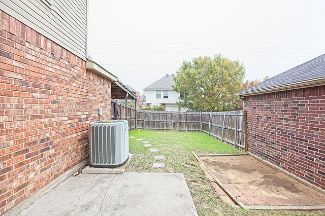 1321 Overlook Drive, Lewisville, TX 75067