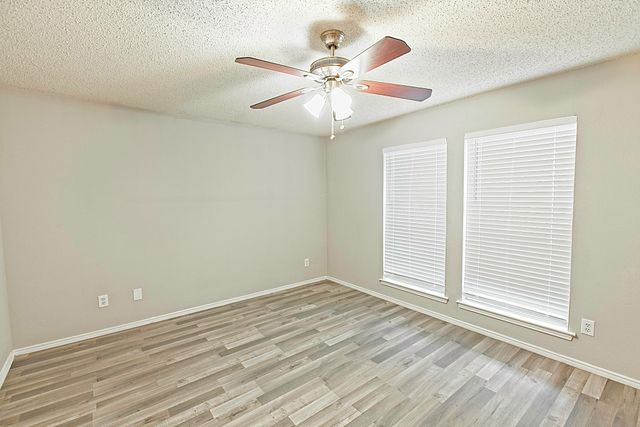 1321 Overlook Drive, Lewisville, TX 75067