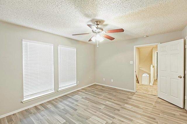 1321 Overlook Drive, Lewisville, TX 75067