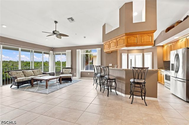 271 Lenell RD 4, Fort Myers Beach, FL 33931