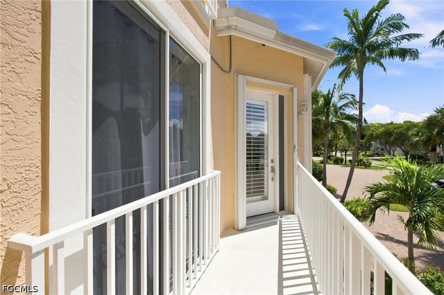 271 Lenell RD 4, Fort Myers Beach, FL 33931
