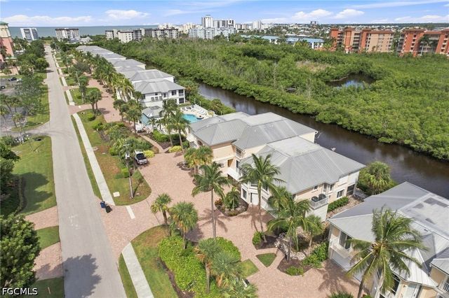 271 Lenell RD 4, Fort Myers Beach, FL 33931