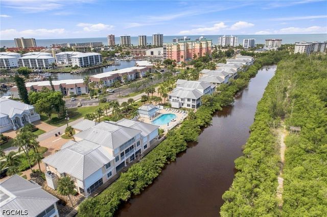 271 Lenell RD 4, Fort Myers Beach, FL 33931
