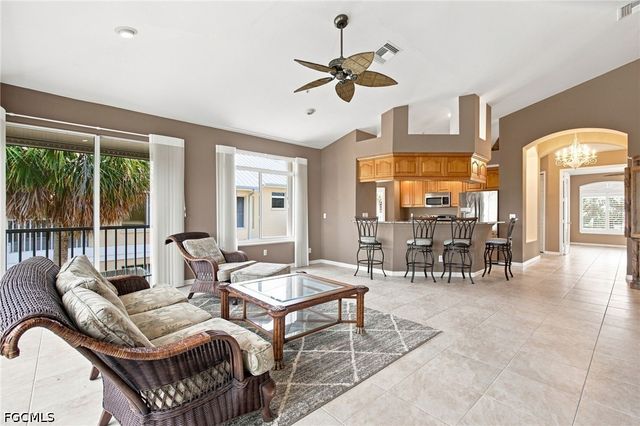 271 Lenell RD 4, Fort Myers Beach, FL 33931