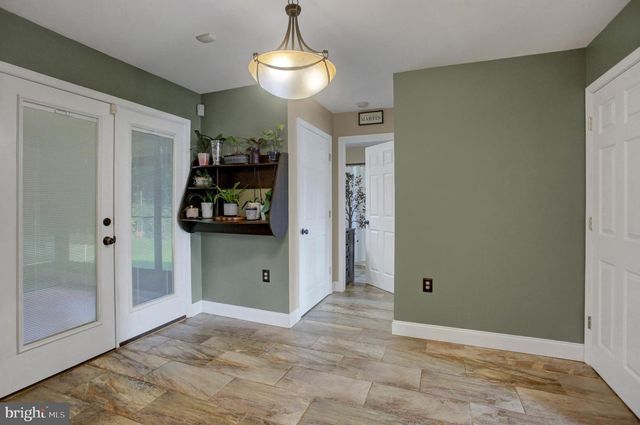 83 GRANDVIEW AVE, Chambersburg, PA 17201