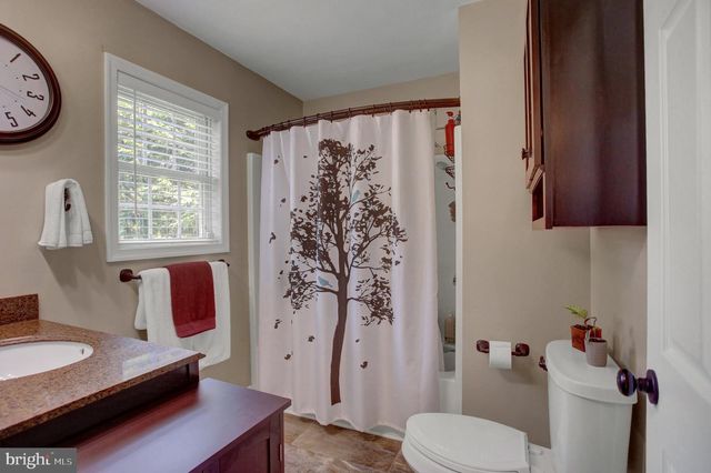 83 GRANDVIEW AVE, Chambersburg, PA 17201