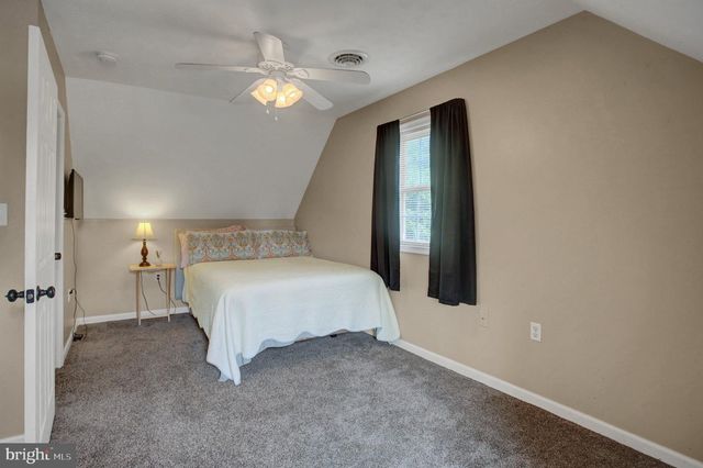 83 GRANDVIEW AVE, Chambersburg, PA 17201