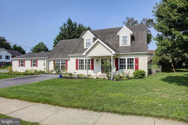 83 GRANDVIEW AVE, Chambersburg, PA 17201