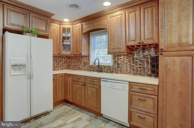 83 GRANDVIEW AVE, Chambersburg, PA 17201
