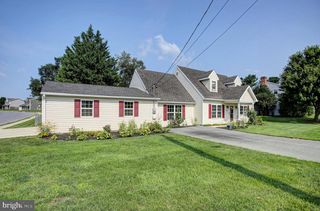 83 GRANDVIEW AVE, Chambersburg, PA 17201