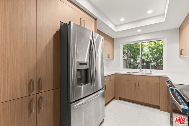 21500 Califa Street 185, Woodland Hills (los Angeles), CA 91367