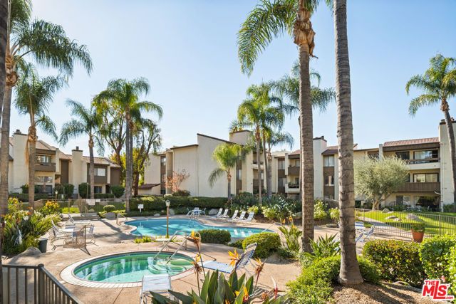 21500 Califa Street 185, Woodland Hills (los Angeles), CA 91367