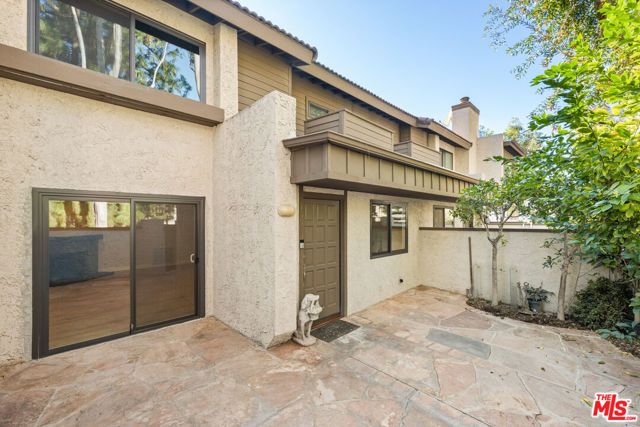 21500 Califa Street 185, Woodland Hills (los Angeles), CA 91367